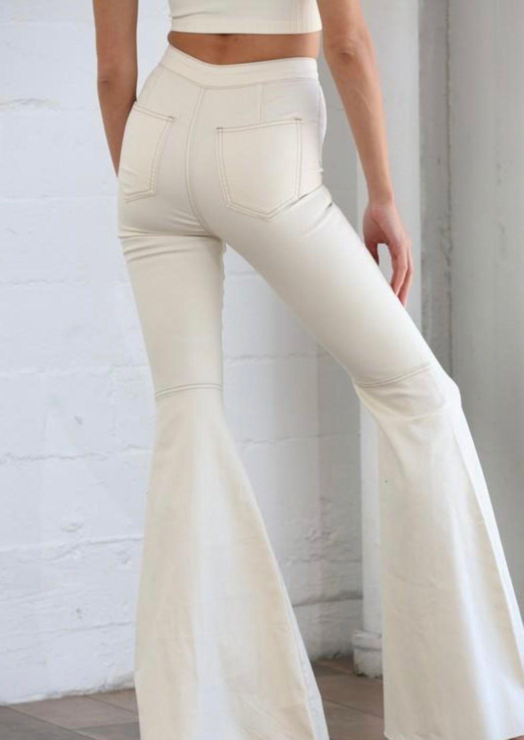 Cream Flair Jeans